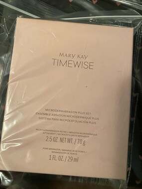 Mary Kay TimeWise Microdermabrasion Plus Set